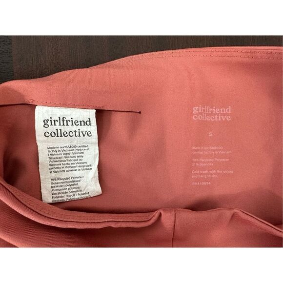 Girlfriend Collective Compressive High-Rise Legging - Picture 5 of 7